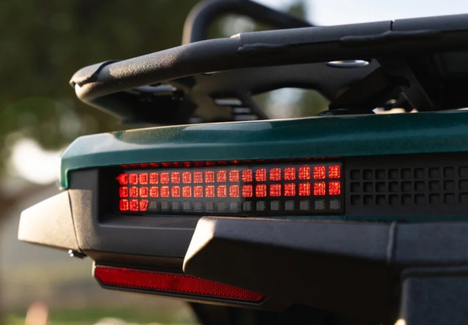 Světlomety CFMOTO LED dot-Matrix
